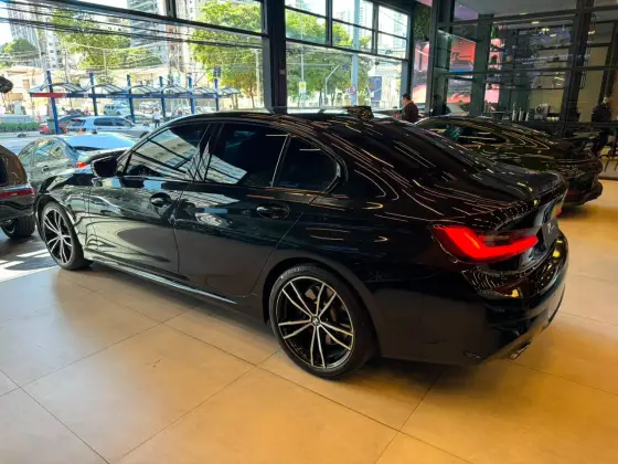 BMW 330e 2.0 16V TURBO HÍBRIDO M SPORT AUTOMÁTICO — foto 3