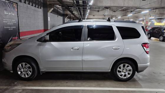 CHEVROLET SPIN 1.8 LTZ 8V FLEX 4P AUTOMÁTICO — foto 2