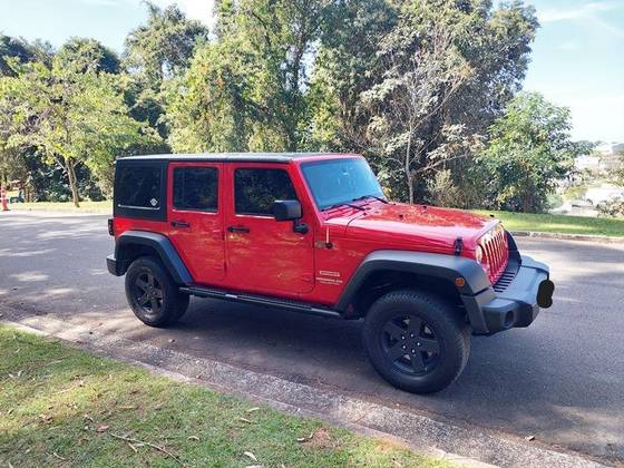JEEP WRANGLER 3.6 UNLIMITED SPORT 4X4 V6 GASOLINA 4P AUTOMÁTICO — foto 3