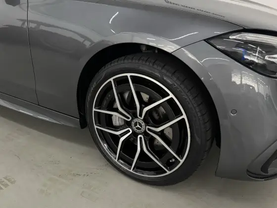 MERCEDES-BENZ C 300 2.0 EQ BOOST HÍBRIDO AMG LINE 9G-TRONIC — foto 3