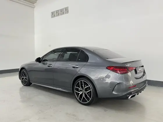 MERCEDES-BENZ C 300 2.0 EQ BOOST HÍBRIDO AMG LINE 9G-TRONIC — foto 4