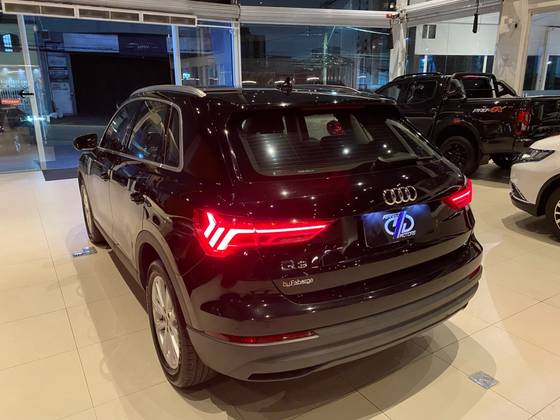 AUDI Q3 1.4 35 TFSI GASOLINA PRESTIGE PLUS S TRONIC — foto 5