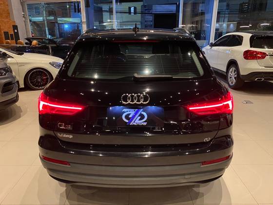 AUDI Q3 1.4 35 TFSI GASOLINA PRESTIGE PLUS S TRONIC — foto 6