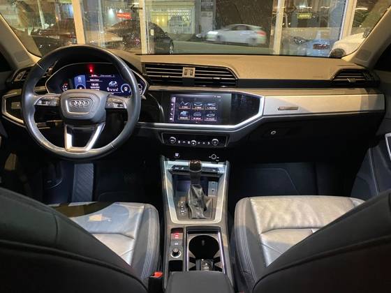 AUDI Q3 1.4 35 TFSI GASOLINA PRESTIGE PLUS S TRONIC — foto 8