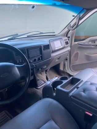 FORD F-250 4.2 TROPICAL CD TURBO DIESEL 4P MANUAL — foto 8