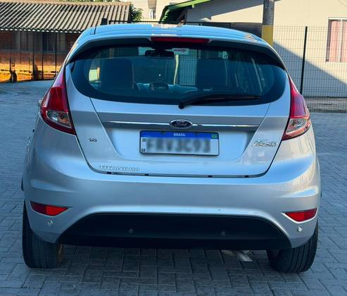 FORD FIESTA 1.6 TITANIUM HATCH 16V FLEX 4P POWERSHIFT — foto 6