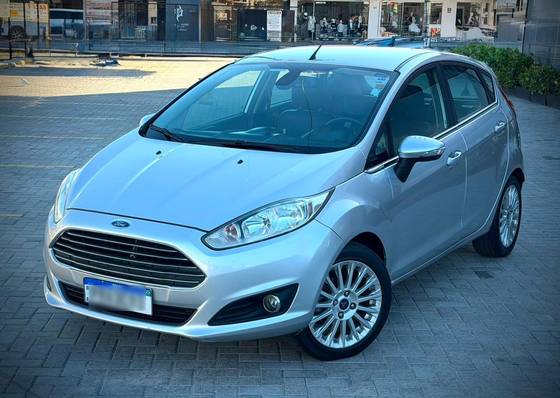 FORD FIESTA 1.6 TITANIUM HATCH 16V FLEX 4P POWERSHIFT — foto 2