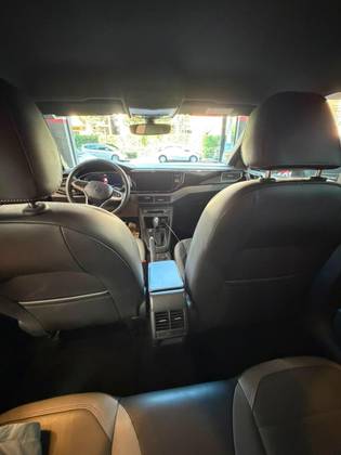 VOLKSWAGEN NIVUS 1.0 200 TSI TOTAL FLEX HIGHLINE AUTOMÁTICO — foto 3