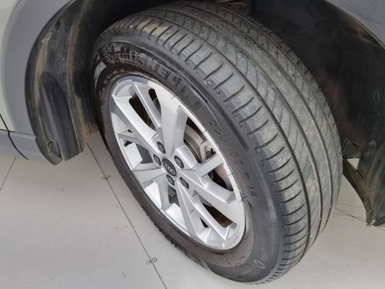 AUDI Q3 2.0 40 TFSI GASOLINA PRESTIGE QUATTRO TIPTRONIC — foto 13