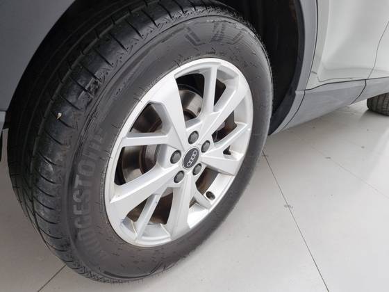 AUDI Q3 2.0 40 TFSI GASOLINA PRESTIGE QUATTRO TIPTRONIC — foto 14