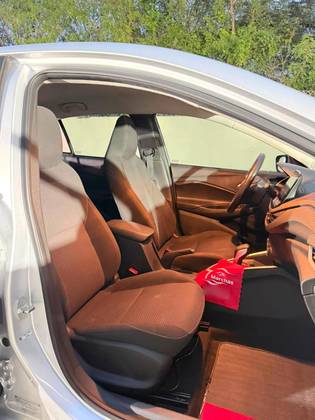 CHEVROLET ONIX 1.0 TURBO FLEX PLUS LTZ AUTOMÁTICO — foto 5