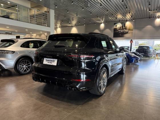 PORSCHE CAYENNE 3.0 V6 E-HYBRID AWD TIPTRONIC S — foto 4