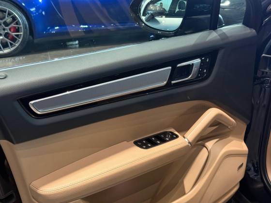 PORSCHE CAYENNE 3.0 V6 E-HYBRID AWD TIPTRONIC S — foto 14