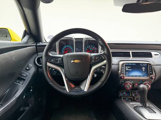 CHEVROLET CAMARO 6.2 V8 GASOLINA SS AUTOMÁTICO — foto 17