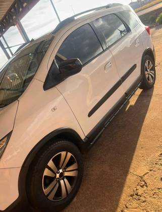 CHEVROLET SPIN 1.8 LT 8V FLEX 4P AUTOMÁTICO — foto 2