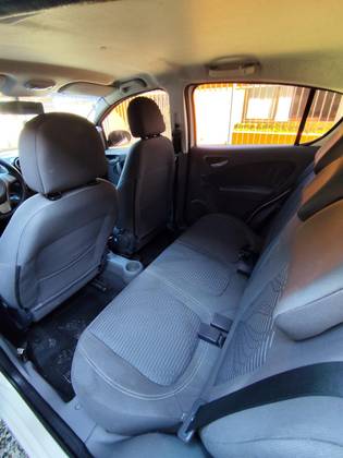 FIAT PALIO 1.4 MPI ATTRACTIVE 8V FLEX 4P MANUAL — foto 2