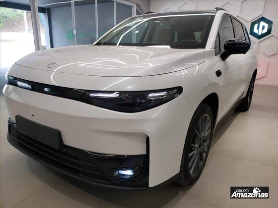 Carro 28,4 KW REEV