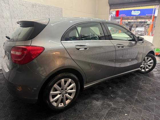 MERCEDES-BENZ CLASSE A 1.6 200 TURBO STYLE GASOLINA 4P AUTOMATIZADO — foto 4