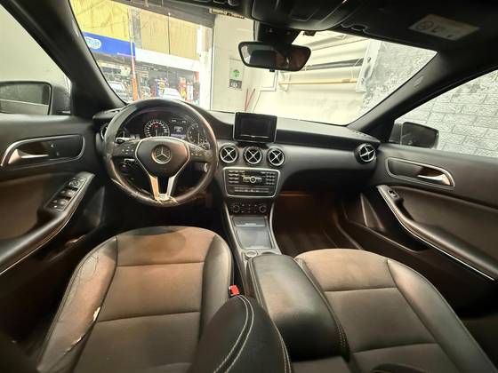 MERCEDES-BENZ CLASSE A 1.6 200 TURBO STYLE GASOLINA 4P AUTOMATIZADO — foto 8