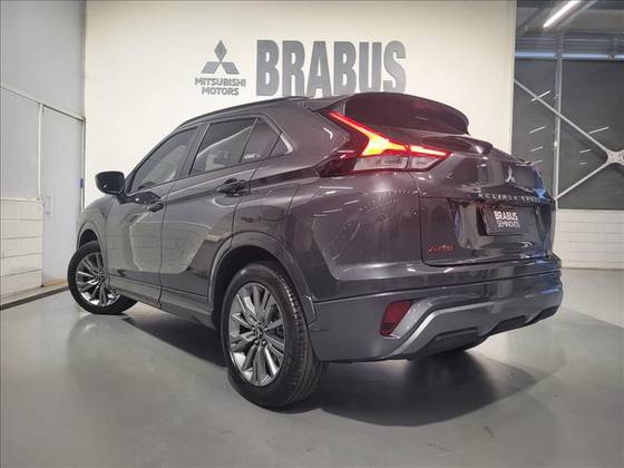 MITSUBISHI ECLIPSE CROSS 1.5 MIVEC TURBO GASOLINA RUSH CVT — foto 4