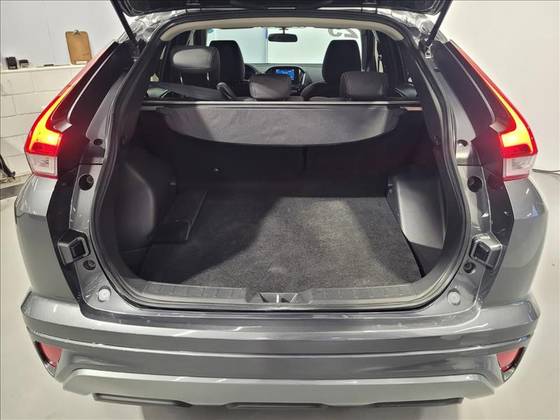 MITSUBISHI ECLIPSE CROSS 1.5 MIVEC TURBO GASOLINA RUSH CVT — foto 13