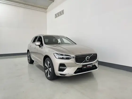 VOLVO XC60 2.0 T8 RECHARGE PLUS AWD GEARTRONIC — foto 1