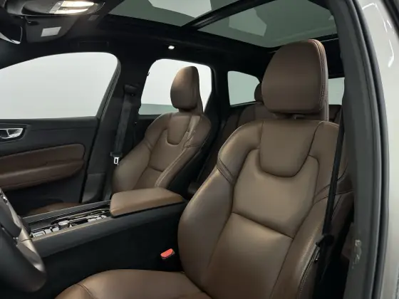 VOLVO XC60 2.0 T8 RECHARGE PLUS AWD GEARTRONIC — foto 8