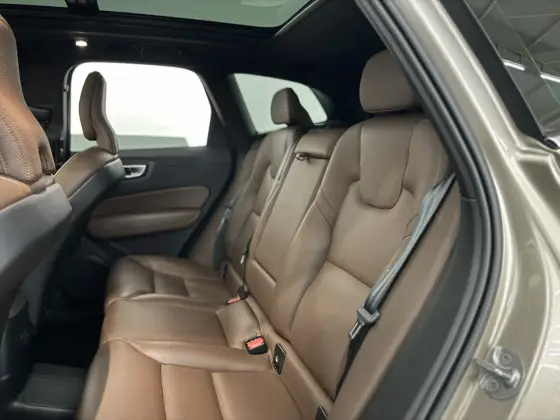 VOLVO XC60 2.0 T8 RECHARGE PLUS AWD GEARTRONIC — foto 15