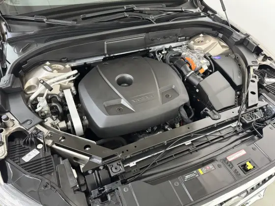 VOLVO XC60 2.0 T8 RECHARGE PLUS AWD GEARTRONIC — foto 17