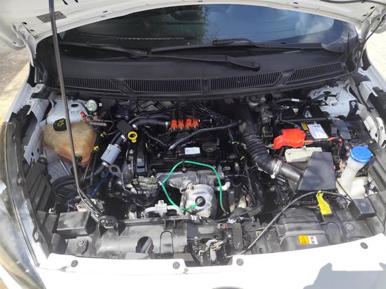 FORD KA 1.0 TI-VCT FLEX SE PLUS SEDAN MANUAL — foto 3