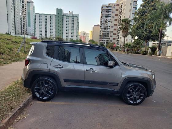 JEEP RENEGADE 1.8 16V FLEX LIMITED 4P AUTOMÁTICO — foto 3
