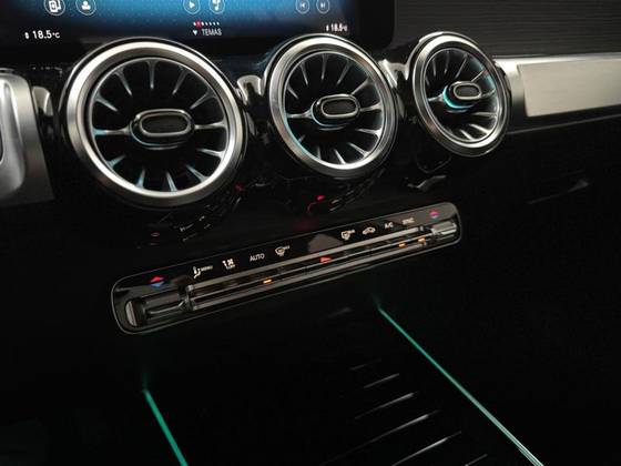 MERCEDES-BENZ GLB 200 1.3 CGI GASOLINA PROGRESSIVE 7G-DCT — foto 16