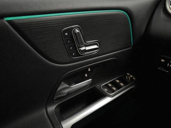 MERCEDES-BENZ GLB 200 1.3 CGI GASOLINA PROGRESSIVE 7G-DCT — foto 19