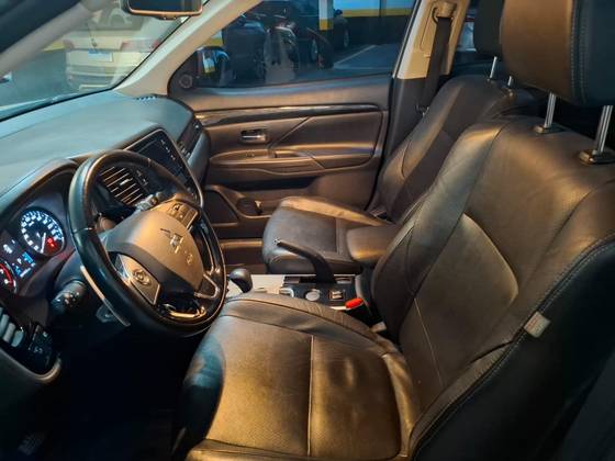MITSUBISHI OUTLANDER 2.0 16V GASOLINA 4P AUTOMÁTICO — foto 6