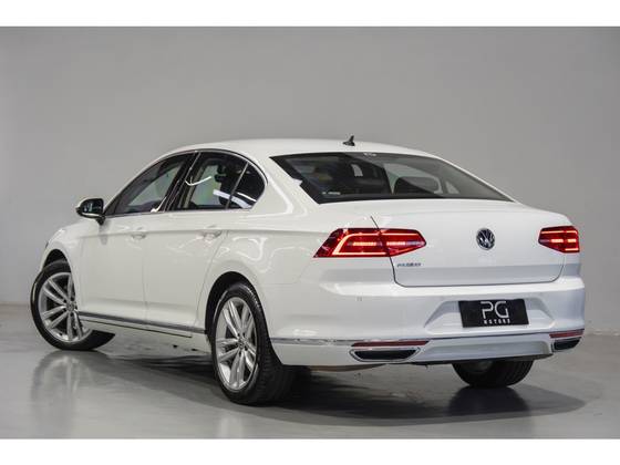 VOLKSWAGEN PASSAT 2.0 16V TSI BLUEMOTION GASOLINA HIGHLINE 4P DSG — foto 4