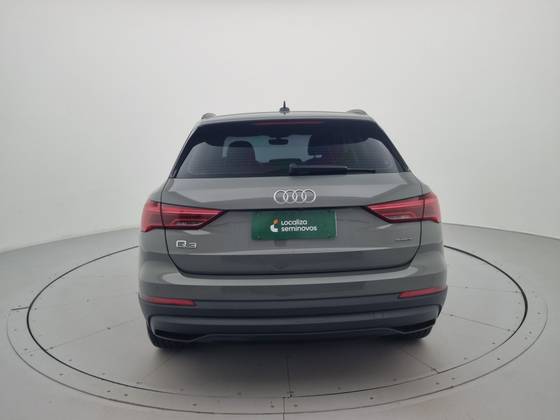 AUDI Q3 2.0 40 TFSI GASOLINA PRESTIGE QUATTRO TIPTRONIC — foto 4