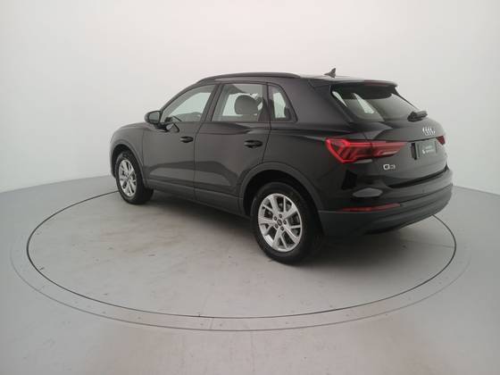 AUDI Q3 2.0 40 TFSI GASOLINA PRESTIGE QUATTRO TIPTRONIC — foto 3