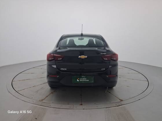 CHEVROLET ONIX 1.0 TURBO FLEX LTZ AUTOMÁTICO — foto 4