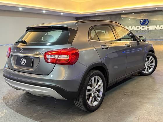 MERCEDES-BENZ GLA 200 1.6 CGI ADVANCE 16V TURBO GASOLINA 4P AUTOMÁTICO — foto 4