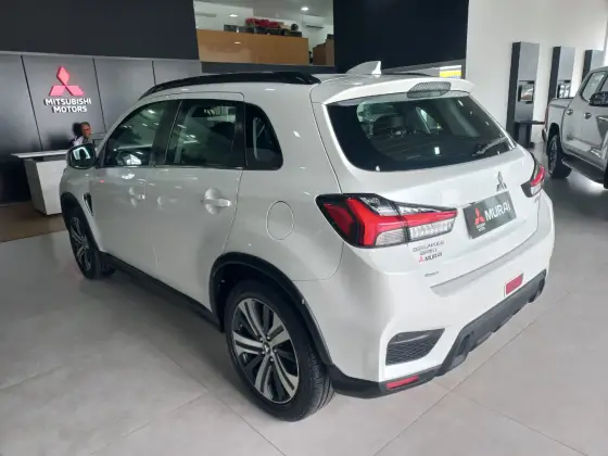 MITSUBISHI OUTLANDER SPORT 2.0 MIVEC FLEX HPE AUTOMÁTICO — foto 4