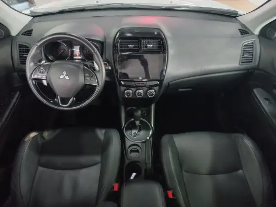 MITSUBISHI OUTLANDER SPORT 2.0 MIVEC FLEX HPE AUTOMÁTICO — foto 7