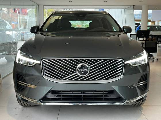 VOLVO XC60 2.0 T8 PHEV ULTRA AWD GEARTRONIC — foto 3