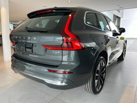 VOLVO XC60 2.0 T8 PHEV ULTRA AWD GEARTRONIC — foto 5