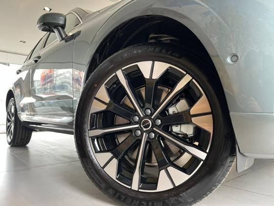 VOLVO XC60 2.0 T8 PHEV ULTRA AWD GEARTRONIC — foto 7
