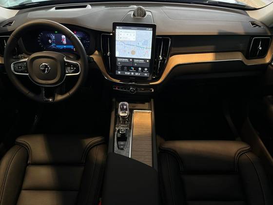 VOLVO XC60 2.0 T8 PHEV ULTRA AWD GEARTRONIC — foto 10