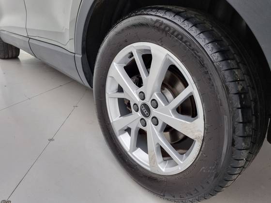 AUDI Q3 2.0 40 TFSI GASOLINA PRESTIGE QUATTRO TIPTRONIC — foto 12