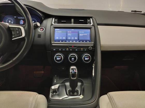 JAGUAR E-PACE 2.0 16V P250 FLEX AWD AUTOMÁTICO — foto 13