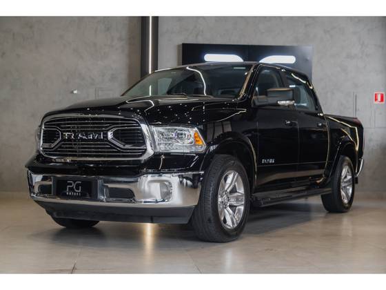 RAM CLASSIC 5.7 V8 GASOLINA LARAMIE CD 4X4 AUTOMÁTICO
