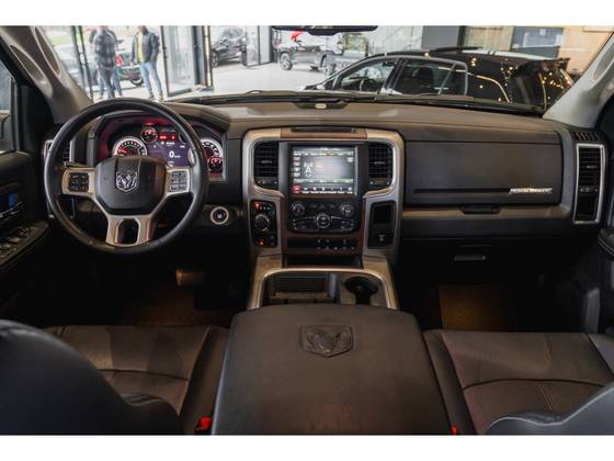 RAM CLASSIC 5.7 V8 GASOLINA LARAMIE CD 4X4 AUTOMÁTICO — foto 5