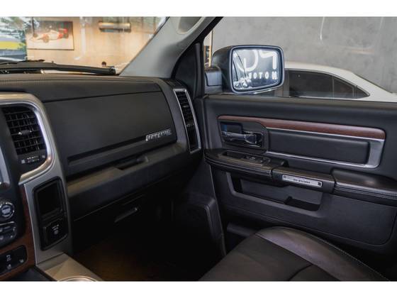 RAM CLASSIC 5.7 V8 GASOLINA LARAMIE CD 4X4 AUTOMÁTICO — foto 12